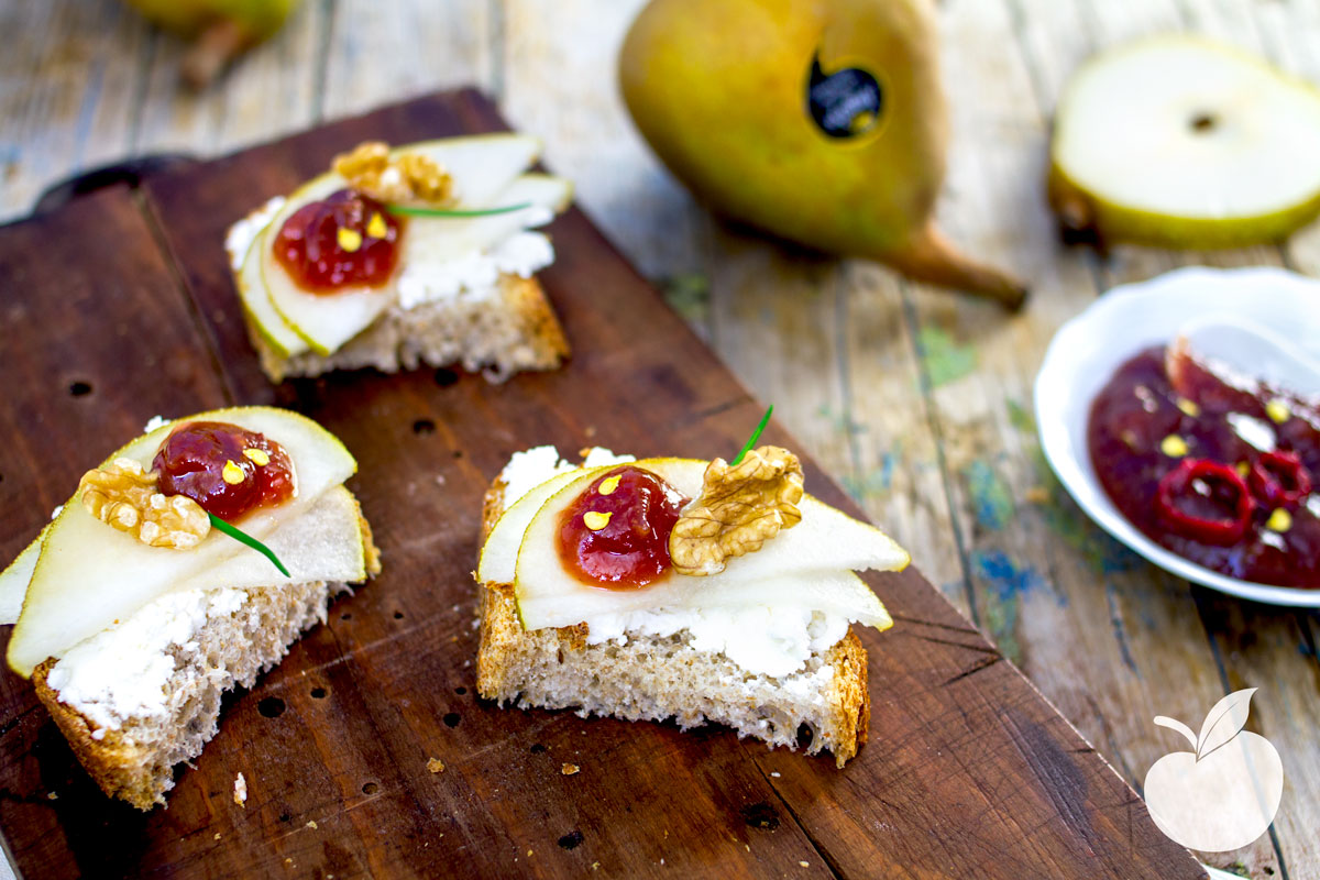 Crostini Con Marmellata Piccante E Pere Il Goloso Mangiar Sano