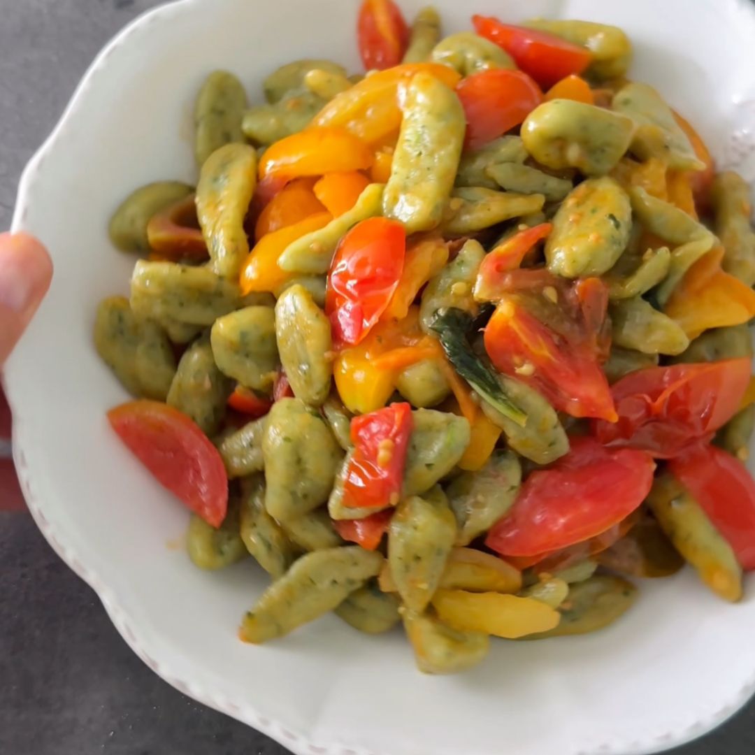 Gnocchetti cannellini e basilico